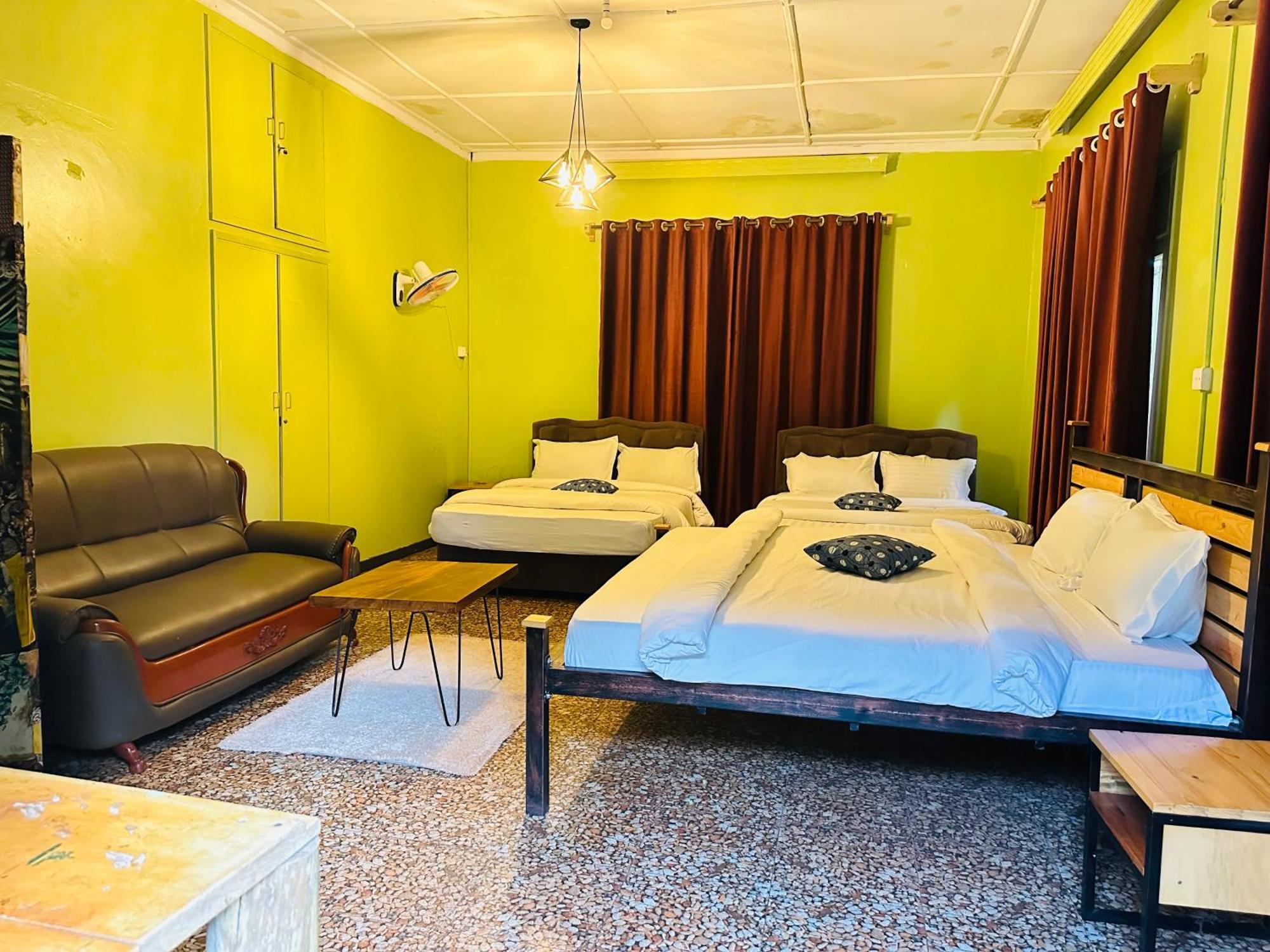 Afro Smile Hotel & Guest House Джінджа Екстер'єр фото